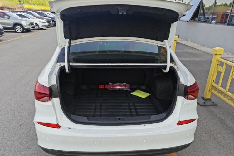 Used Chevrolet Monza 2022 320 Automatic Enjoyment Sunroof Version Trunk