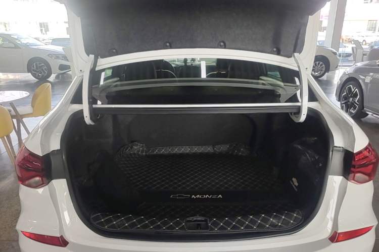 Used Chevrolet Monza 2022 320 Automatic Enjoyment Sunroof Version Trunk