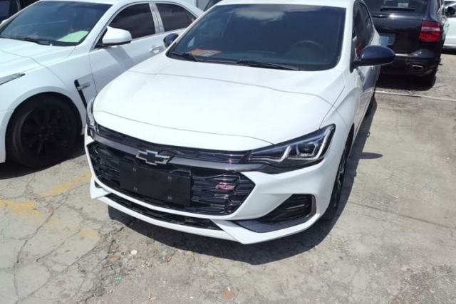 Ojetý Chevrolet Monza 2022 Light Hybrid RS 330T Automatic Comfort Edition