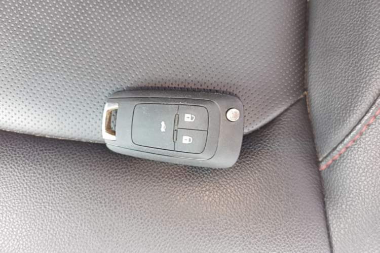 Used Chevrolet Monza 2022 Light Hybrid RS 330T Automatic Comfort Edition Vehicle Key