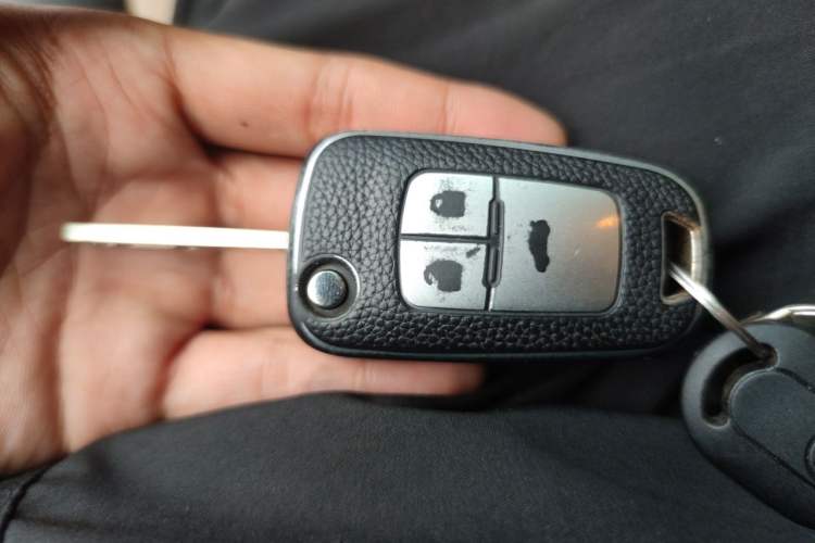 Used Chevrolet Monza 2022 320 Automatic Enjoyment Sunroof Version Vehicle Key