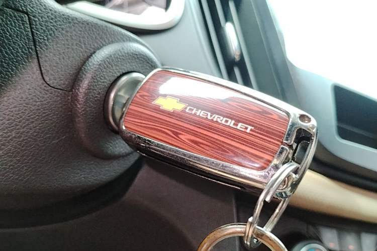 Used Chevrolet Monza 2022 320 Automatic Enjoyment Sunroof Version Vehicle Key