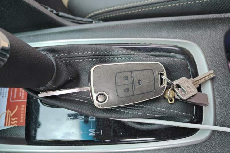 Used Chevrolet Monza 2022 320 Automatic Enjoyment Sunroof Version Vehicle Key
