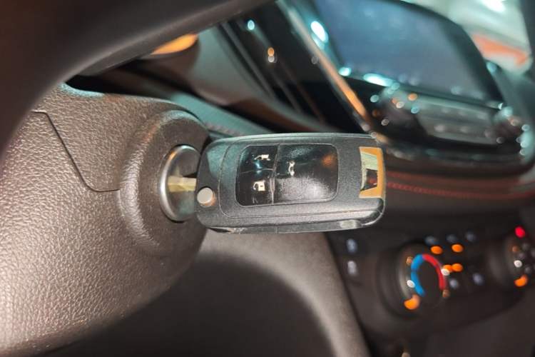 Used Chevrolet Monza 2022 Light Hybrid RS 330T Automatic Comfort Edition Vehicle Key