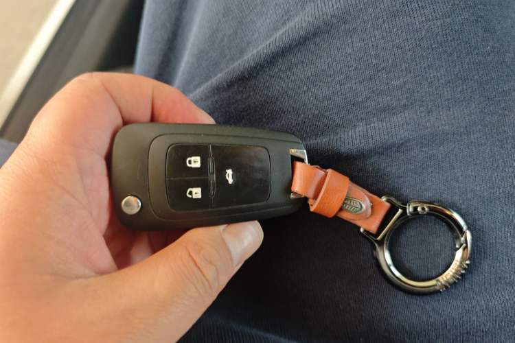 Used Chevrolet Monza 2022 Light Hybrid RS 330T Automatic Comfort Edition Vehicle Key