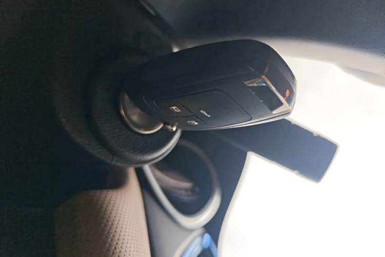 Used Chevrolet Monza 2022 320 Automatic Enjoyment Edition Vehicle Key