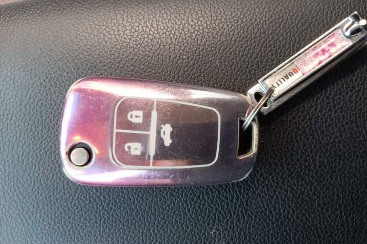 Used Chevrolet Monza 2022 Light Hybrid Redline 320T Dual-Clutch Thrilling Edition Vehicle Key
