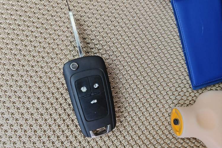 Used Chevrolet Monza 2022 320 Automatic Enjoyment Sunroof Version Vehicle Key