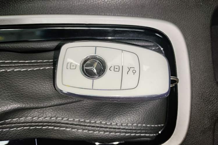Used Chevrolet Monza 2022 320 Automatic Enjoyment Sunroof Version Vehicle Key