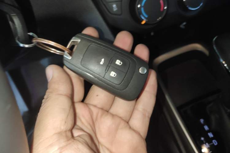 Used Chevrolet Monza 2022 320 Automatic Enjoyment Edition Vehicle Key