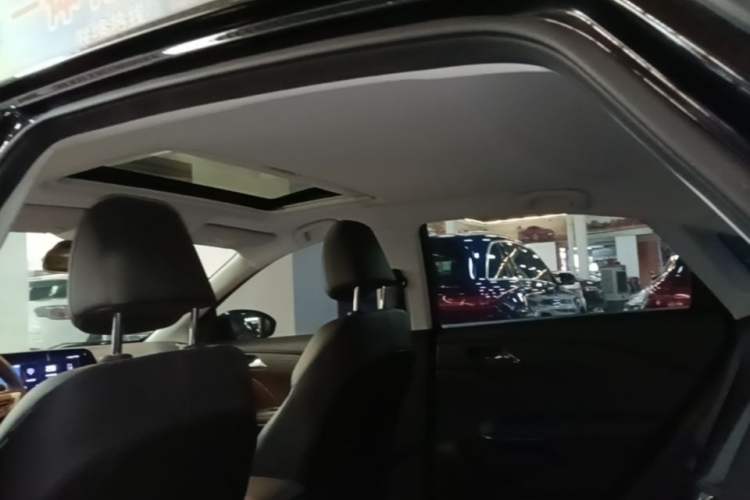 Used Chevrolet Monza 2023 1.3T Mild Hybrid Automatic Luxury Edition Headliner