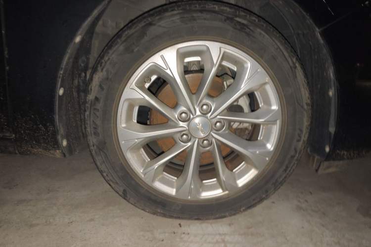 Used Chevrolet Monza 2023 1.5L Dual-Clutch WOW Enjoyment Edition Right Front Wheel Hub