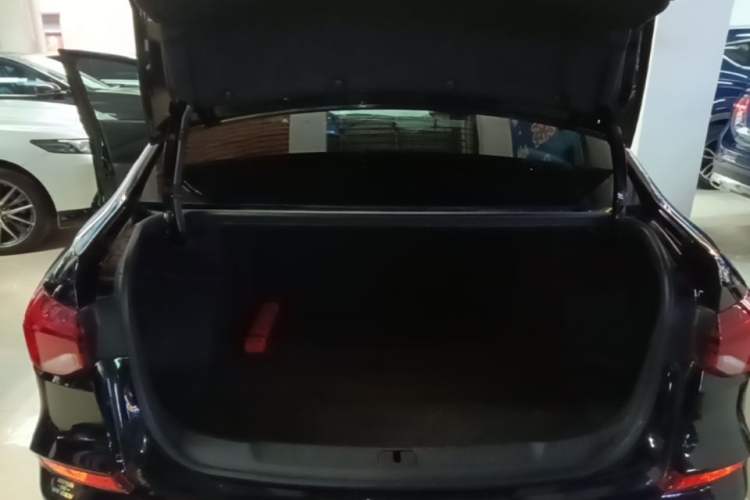 Used Chevrolet Monza 2023 1.3T Mild Hybrid Automatic Luxury Edition Trunk