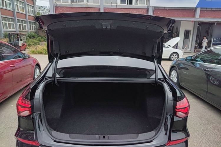 Used Chevrolet Monza 2023 1.5L Dual-Clutch Enjoyment Edition Trunk