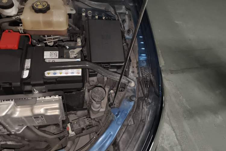 Used Chevrolet Monza 2023 1.5L Dual-Clutch Enjoyment Edition Engine Bay Left