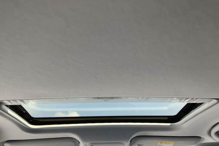 Used Chevrolet Monza 2023 1.5L Dual-Clutch Enjoyment Edition Headliner