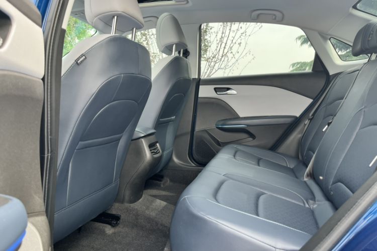 Used Chevrolet Monza 2023 1.5L Dual-Clutch WOW Enjoyment Edition Interior 2