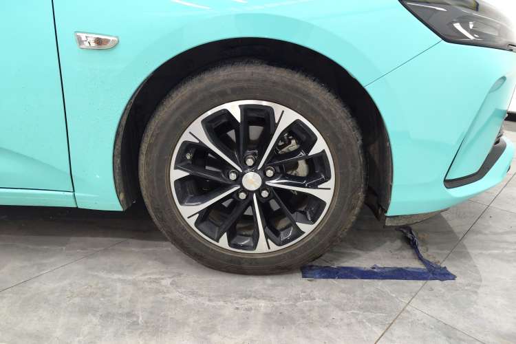 Used Chevrolet Monza 2023 1.3T Mild Hybrid Automatic Luxury Edition Left Front Wheel Hub