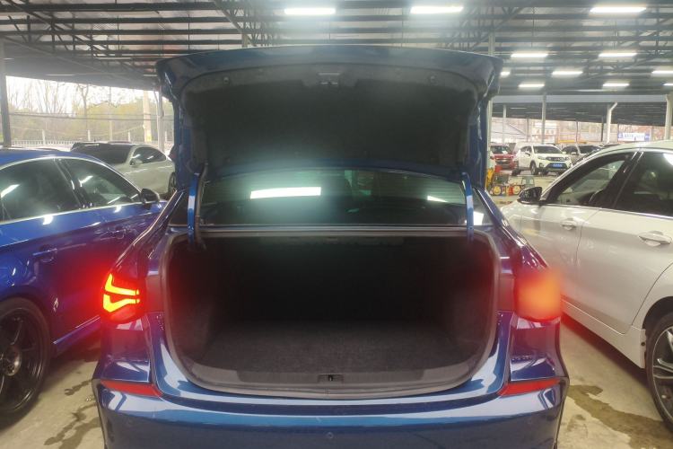 Used Chevrolet Monza 2023 1.5L Dual-Clutch Enjoyment Edition Trunk