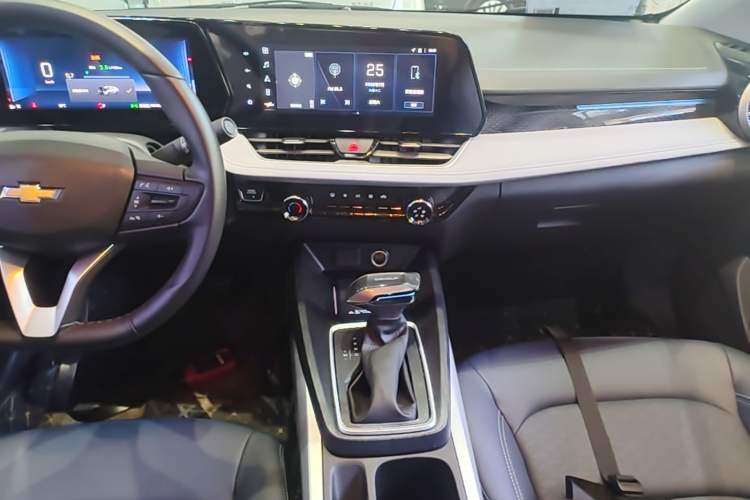 Used Chevrolet Monza 2023 1.5L Dual-Clutch Enjoyment Edition Audio And AC Panel