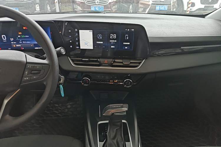 Used Chevrolet Monza 2023 1.5L Dual-Clutch Enjoyment Edition Audio And AC Panel