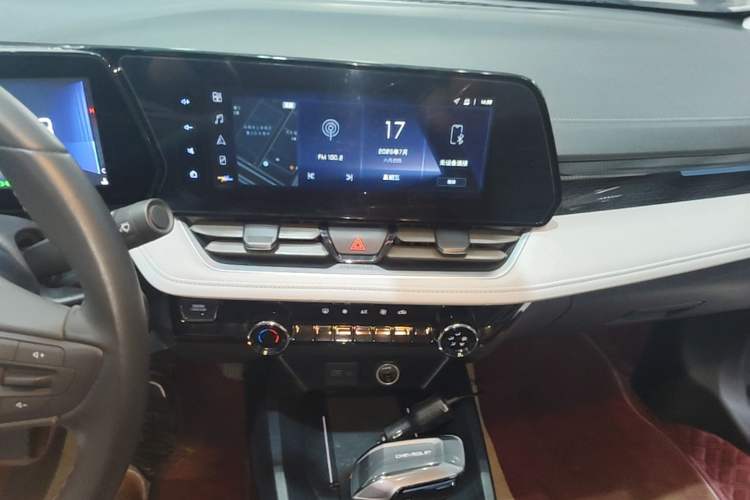 Used Chevrolet Monza 2023 1.5L Dual-Clutch Enjoyment Edition Audio And AC Panel