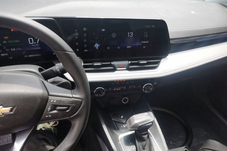 Used Chevrolet Monza 2023 1.5L Dual-Clutch Enjoyment Edition Center Console