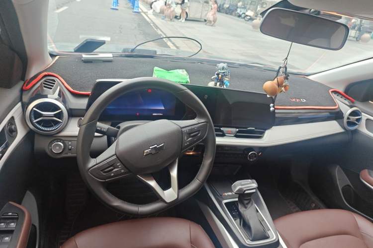 Used Chevrolet Monza 2023 1.5L Dual-Clutch Enjoyment Edition Center Console