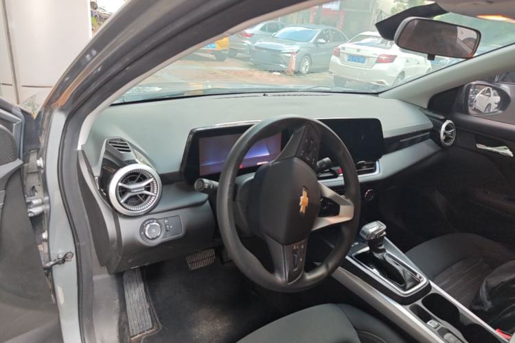 Used Chevrolet Monza 2023 1.5L Dual-Clutch Enjoyment Edition Center Console