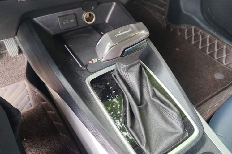 Used Chevrolet Monza 2023 1.5L Dual-Clutch WOW Enjoyment Edition Gear Lever