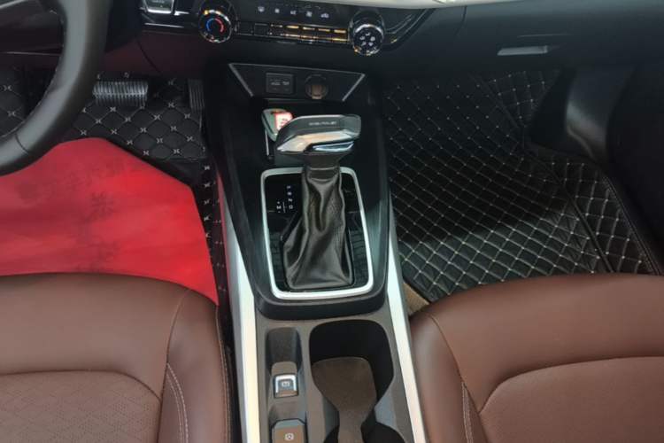 Used Chevrolet Monza 2023 1.5L Dual-Clutch Enjoyment Edition Gear Lever