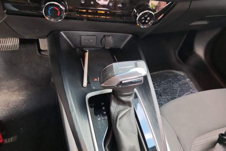 Used Chevrolet Monza 2023 1.5L Dual-Clutch Enjoyment Edition Gear Lever