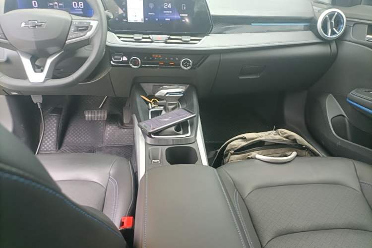 Used Chevrolet Monza 2023 1.3T Mild Hybrid Automatic Luxury Edition Gear Lever