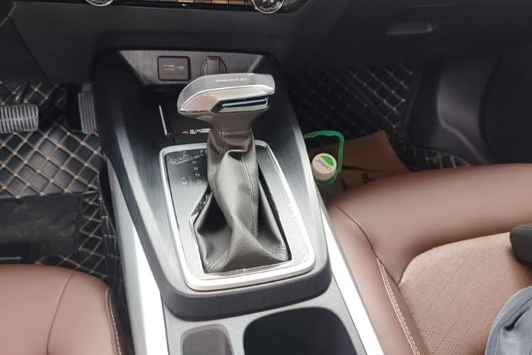 Used Chevrolet Monza 2023 1.5L Dual-Clutch Enjoyment Edition Gear Lever