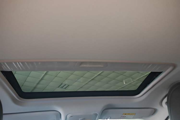 Used Chevrolet Monza 2023 1.3T Mild Hybrid Automatic Luxury Edition Headliner