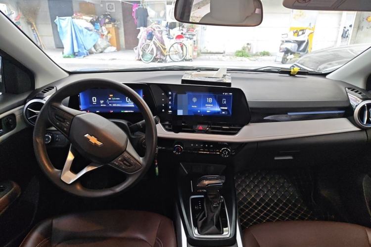 Used Chevrolet Monza 2023 1.5L Dual-Clutch WOW Enjoyment Edition Interior 2