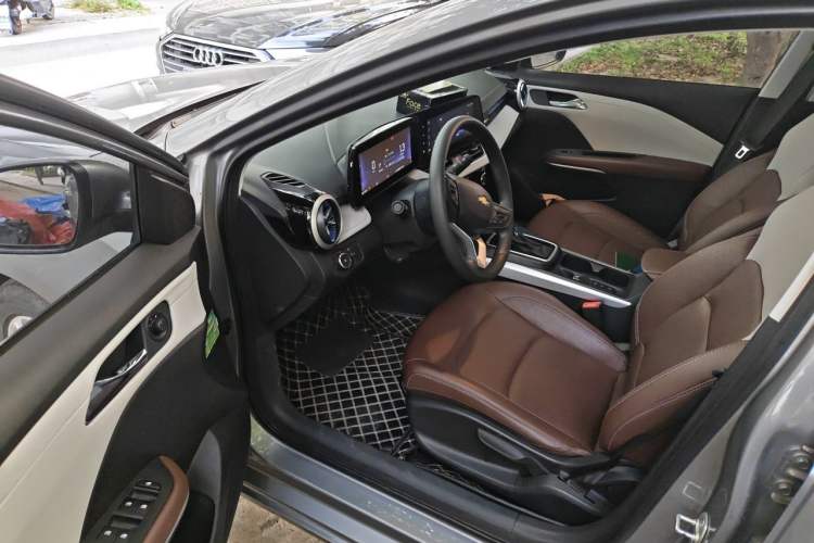 Used Chevrolet Monza 2023 1.5L Dual-Clutch WOW Enjoyment Edition Interior 3