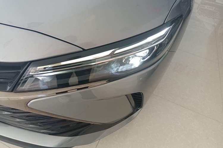 Used Chevrolet Monza 2023 1.3T Mild Hybrid Automatic Luxury Edition Left Front Headlight