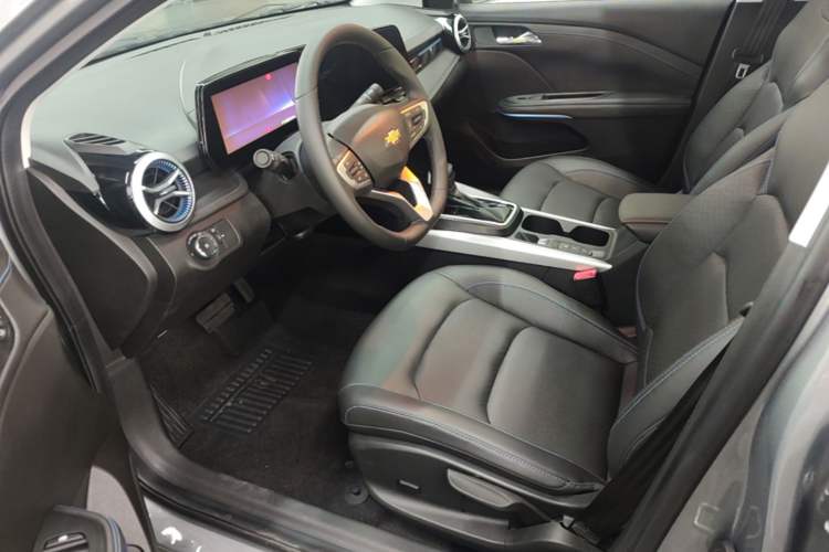 Used Chevrolet Monza 2023 1.3T Mild Hybrid Automatic Luxury Edition Left Front Seat