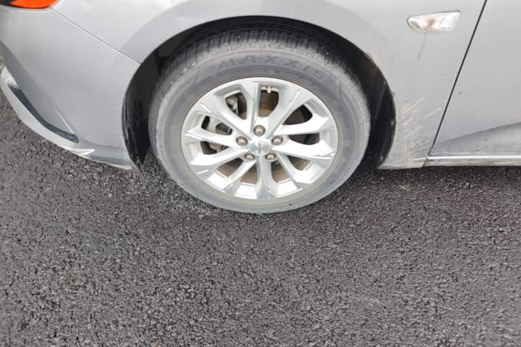 Used Chevrolet Monza 2023 1.5L Dual-Clutch Enjoyment Edition Left Front Wheel Hub
