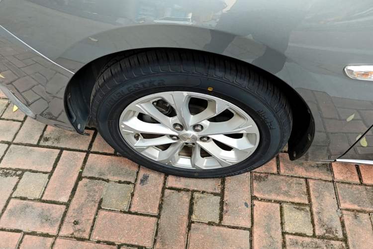 Used Chevrolet Monza 2023 1.5L Dual-Clutch Enjoyment Edition Left Front Wheel Hub
