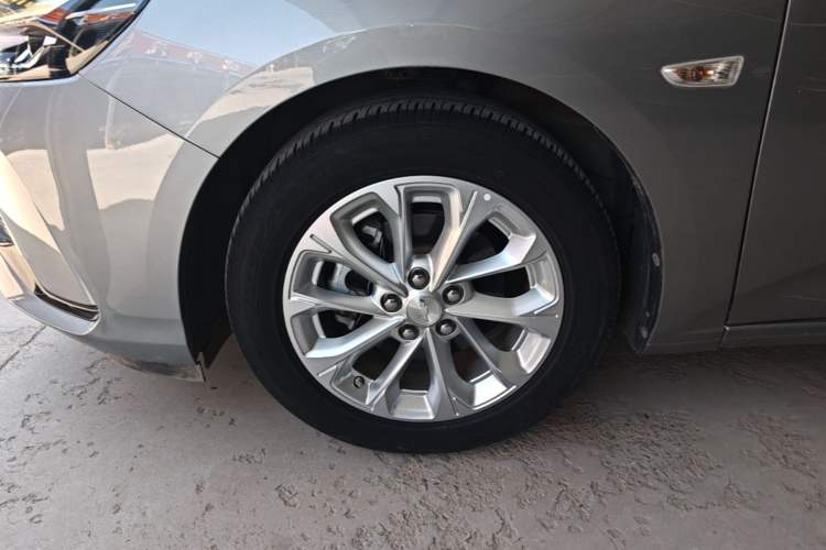 Used Chevrolet Monza 2023 1.5L Dual-Clutch Enjoyment Edition Left Front Wheel Hub