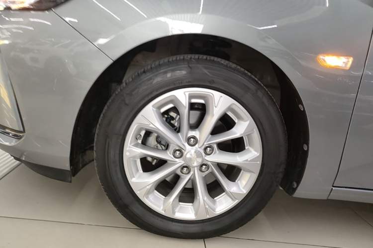 Used Chevrolet Monza 2023 1.5L Dual-Clutch Enjoyment Edition Left Front Wheel Hub