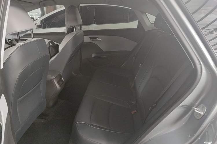 Used Chevrolet Monza 2023 1.5L Dual-Clutch Enjoyment Edition Left Rear Seat