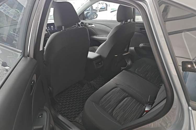 Used Chevrolet Monza 2023 1.5L Dual-Clutch Enjoyment Edition Left Rear Seat