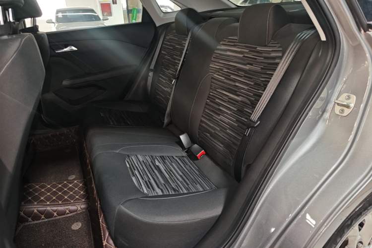 Used Chevrolet Monza 2023 1.5L Dual-Clutch Enjoyment Edition Left Rear Seat
