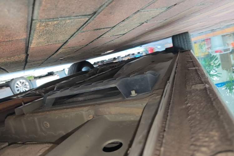 Used Chevrolet Monza 2023 1.5L Dual-Clutch Enjoyment Edition Left Side Sill