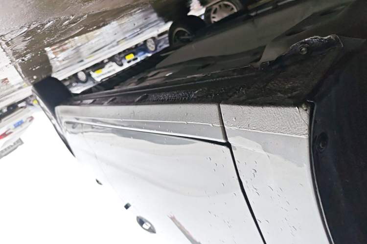 Used Chevrolet Monza 2023 1.5L Dual-Clutch Enjoyment Edition Left Side Sill