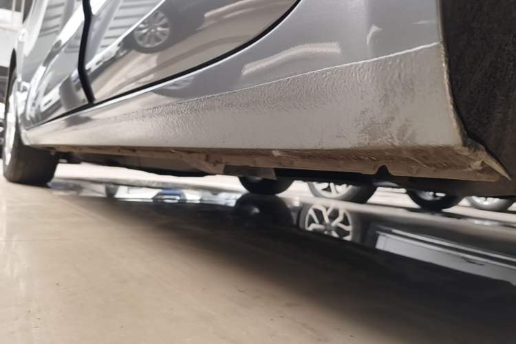 Used Chevrolet Monza 2023 1.5L Dual-Clutch Enjoyment Edition Left Side Sill