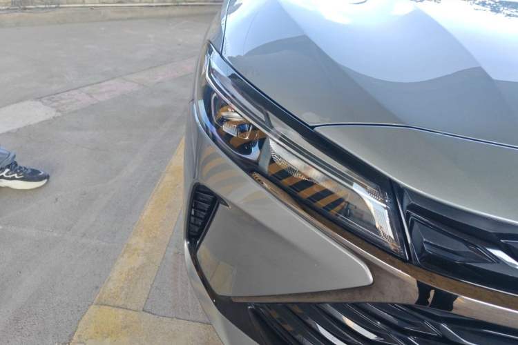 Used Chevrolet Monza 2023 1.5L Dual-Clutch Enjoyment Edition Right Front Headlight
